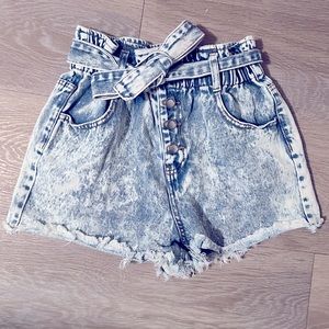 Forever 21 High Waisted Button Fly Tie Waist  Acid Wash Distressed Jean Shorts S